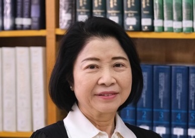 屈黎懿堅教授.jpg